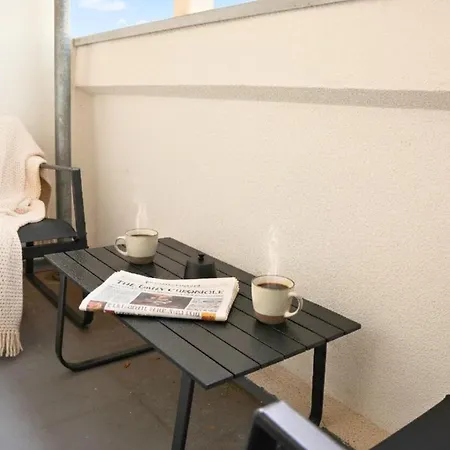 Gemuetliches Apartment Mit Tollem Ausblick, Boxspringbetten, Vollausgestatteter Kueche, Tv, Wlan *