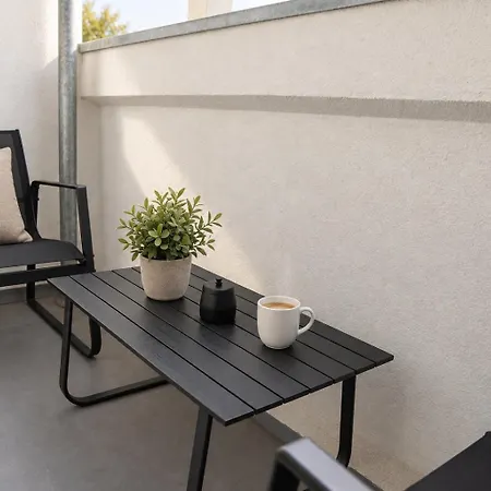 Havn Apartment - 4x Einzelbetten, WaMa, Smart TV, Balkon, Küche, WLAN, 24h Self Check-in