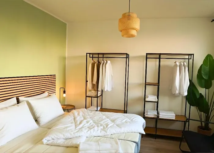 Gemuetliches Mit Tollem Ausblick, Boxspringbetten, Parkplatz, Vollausgestatteter Kueche, Tv, Wlan Lägenhet Halle (Saale)